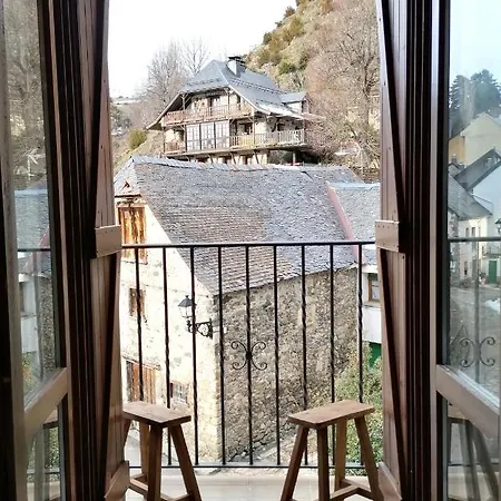 Apartament Con Encanto En *